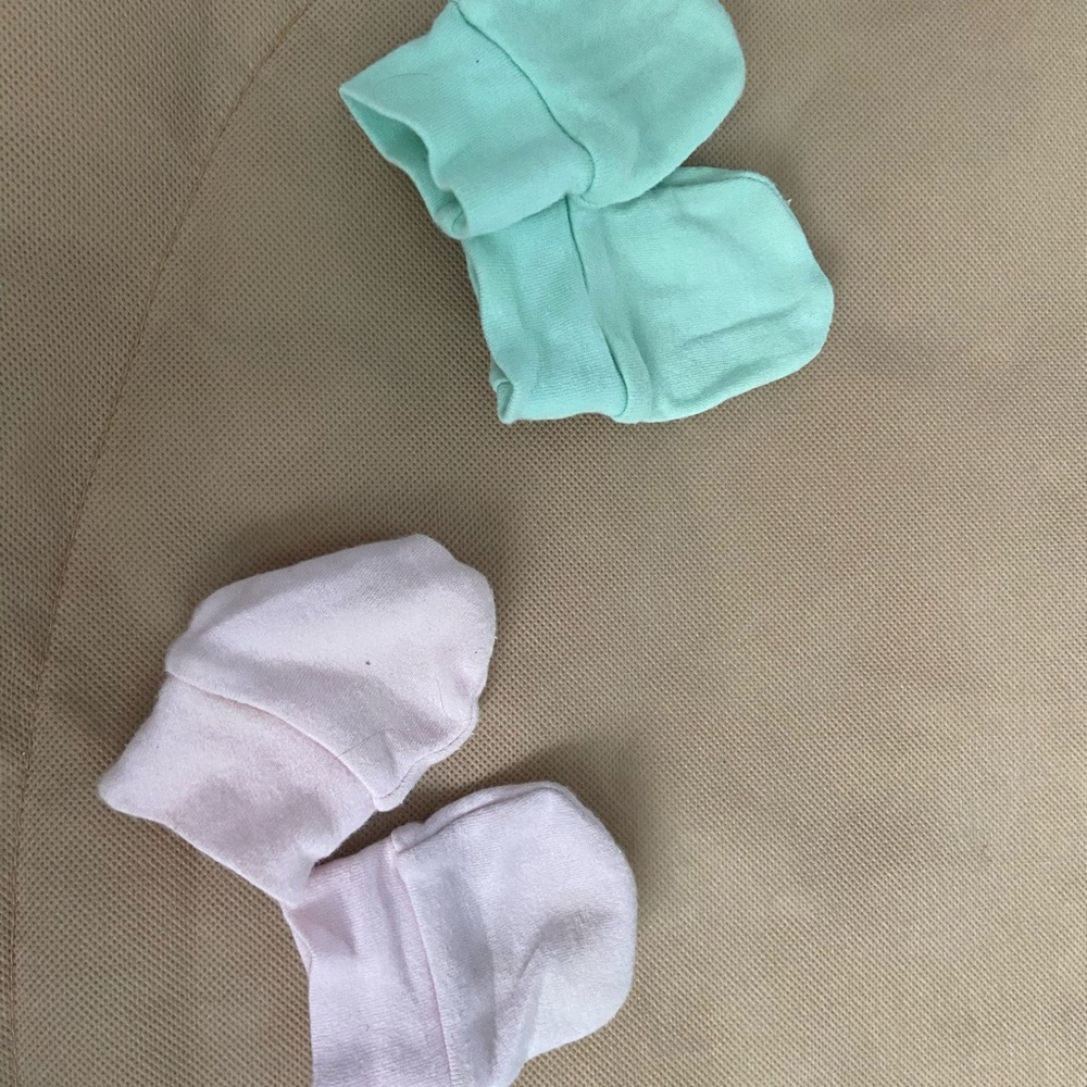 newborn mittens